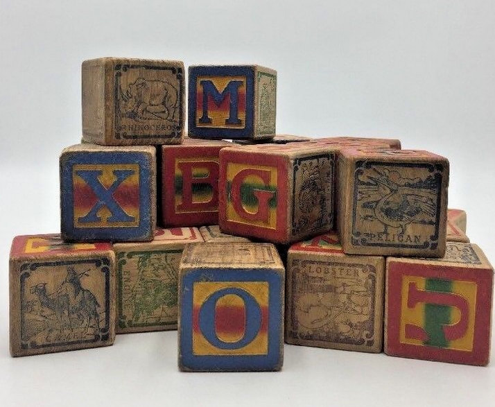The Joy of Antique Alphabet Blocks - COOL VINTAGE FINDS